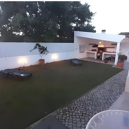 Вилла Casa Do Pinhal
